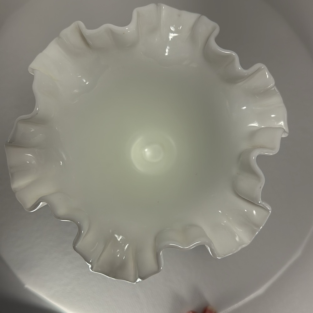 Vintage Milk Glass Hobnail Vase - Picture 17 of 17